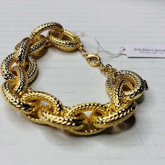 PARK LANE Gold Collette Bracelet - Picture 7 of 7